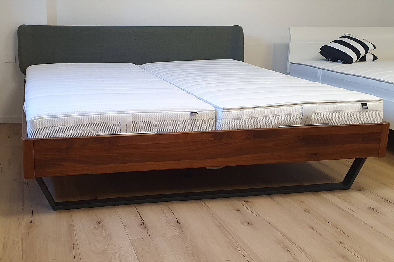 Hasena Loung Bett 18